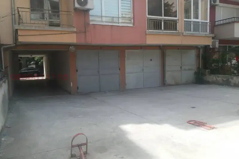 Garage/Parking in Burgas, Vyzrajdane