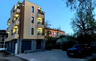 Гараж/Паркомясто в София, Елин Пелин