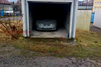 Гараж/Паркомясто в Перник, Изток
