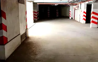 Гараж/Паркомясто в Русе, Център