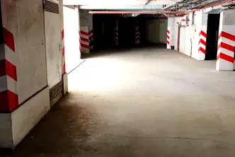 Гараж/Паркомясто в Русе, Център
