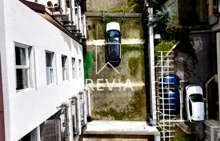 Гараж/Паркомясто в София, Банишора