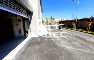 Гараж/Паркомясто в София, Банишора