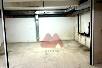 Гараж/Паркомясто в София, Борово