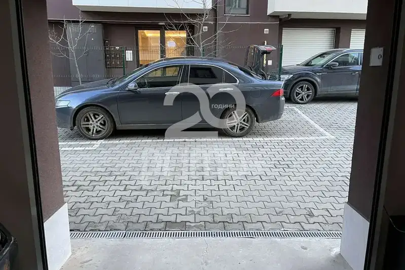 Гараж/Паркомясто в София, Бояна