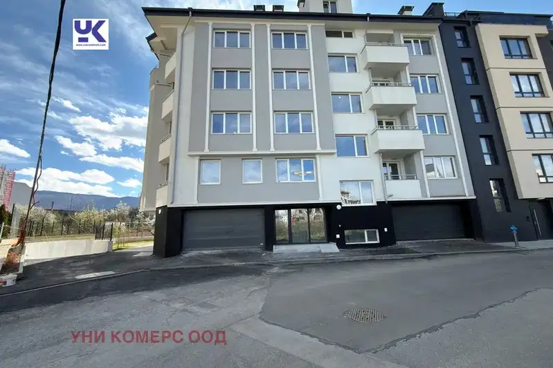 Garage/Parking in Sofiya, Centyr