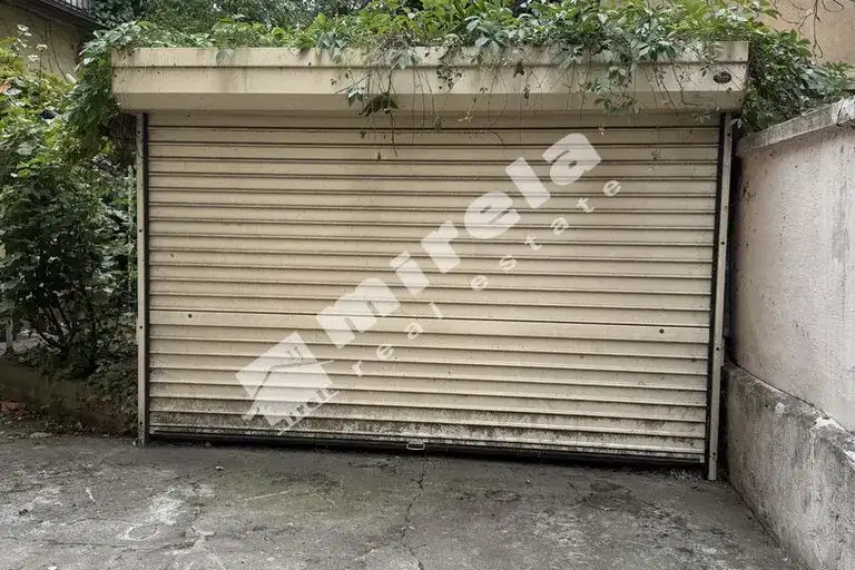 Garage/Parking in Sofiya, Centyr