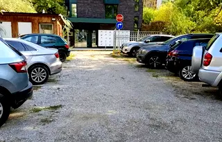 Гараж/Паркомясто в София, Център