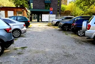 Гараж/Паркомясто в София, Център