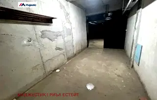 Гараж/Паркомясто в София, Дианабад