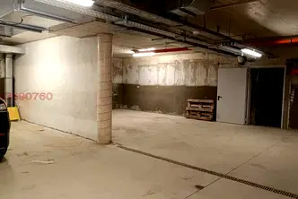 Гараж/Паркомясто в София, Кръстова вада