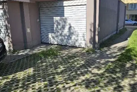 Гараж/Паркомясто в София, Кръстова вада