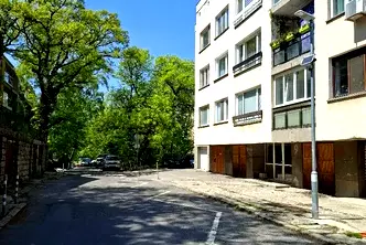 Гараж/Паркомясто в София, Лозенец