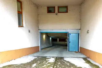 Гараж/Паркомясто в София, Лозенец