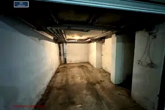 Гараж/Паркомясто в София, Лозенец