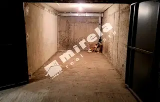 Гараж/Паркомясто в София, Младост 1