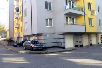 Гараж/Паркомясто в София, Младост 2
