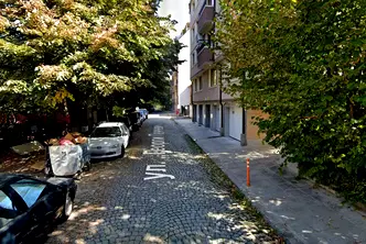 Гараж/Паркомясто в София, Редута