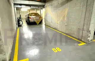 Гараж/Паркомясто във Варна, Бриз