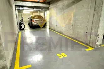 Гараж/Паркомясто във Варна, Бриз