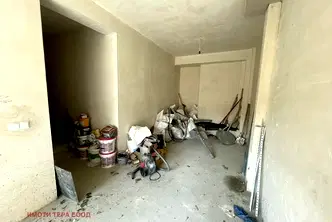 Гараж/Паркомясто във Варна, Гръцка махала