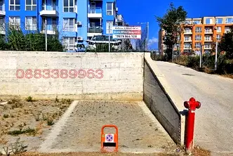 Гараж/Паркомясто във Варна, м-т Пчелина