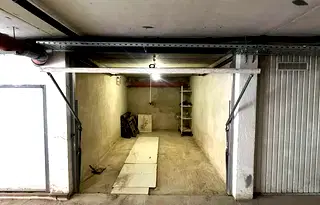 Гараж/Паркомясто във Варна, Операта