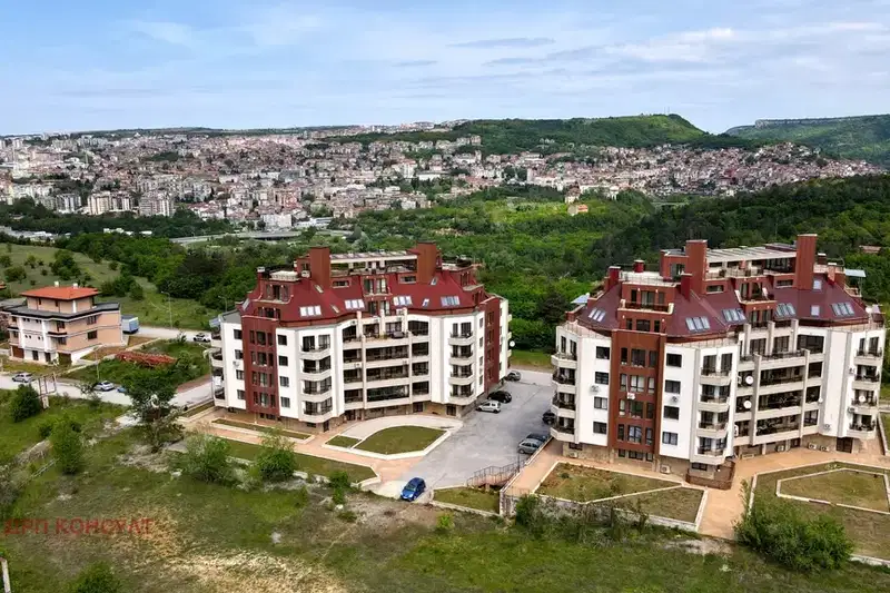 Гараж/Паркомясто във Велико Търново, Света гора
