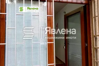 Магазин в Бургас, Център