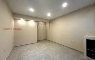 Магазин в Бургас, Възраждане