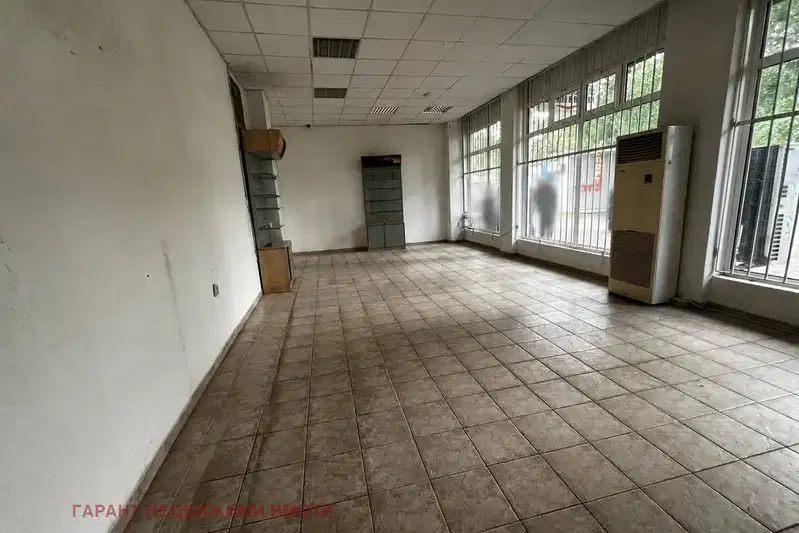Shop in Gabrovo, Centyr