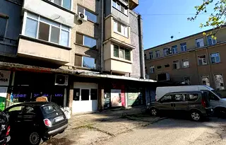 Магазин във Велико Търново, Горна Оряховица