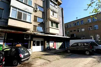 Магазин във Велико Търново, Горна Оряховица