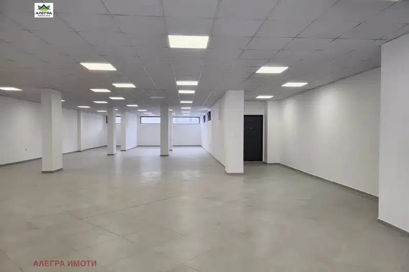 Магазин в Пазарджик, Център