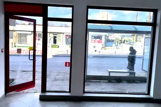 Магазин в Перник, Център