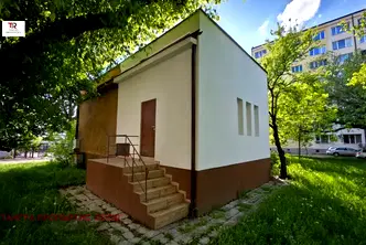 Магазин в Перник, Изток