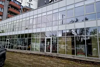 Магазин в Пловдив, Център