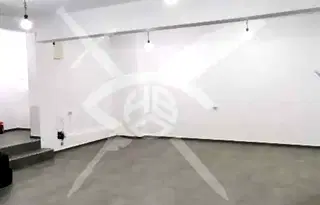 Магазин в Пловдив, Център
