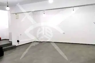 Магазин в Пловдив, Център