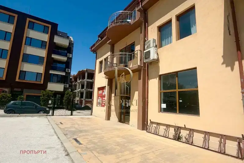 Shop in Plovdiv, Kyuchuk Parij