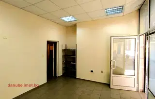 Магазин в Русе, Център