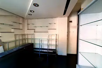 Магазин в София, Център