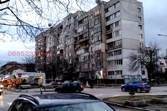 Магазин в София, Център