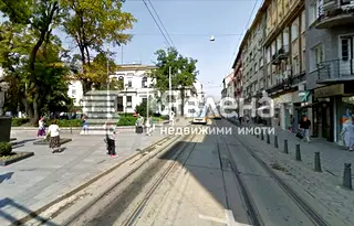 Магазин в София, Център