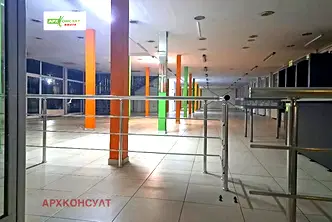Магазин в София, Център