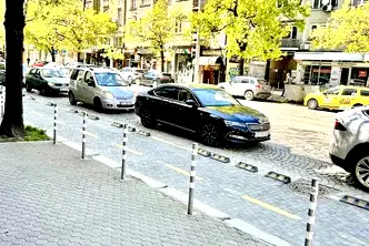 Магазин в София, Център