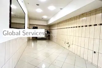 Магазин в София, Център