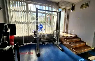 Магазин в София, Свобода