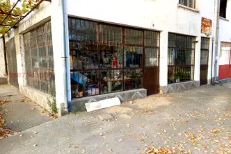 Магазин в Стара Загора, Зора