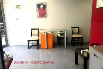 Магазин във Варна, Бриз